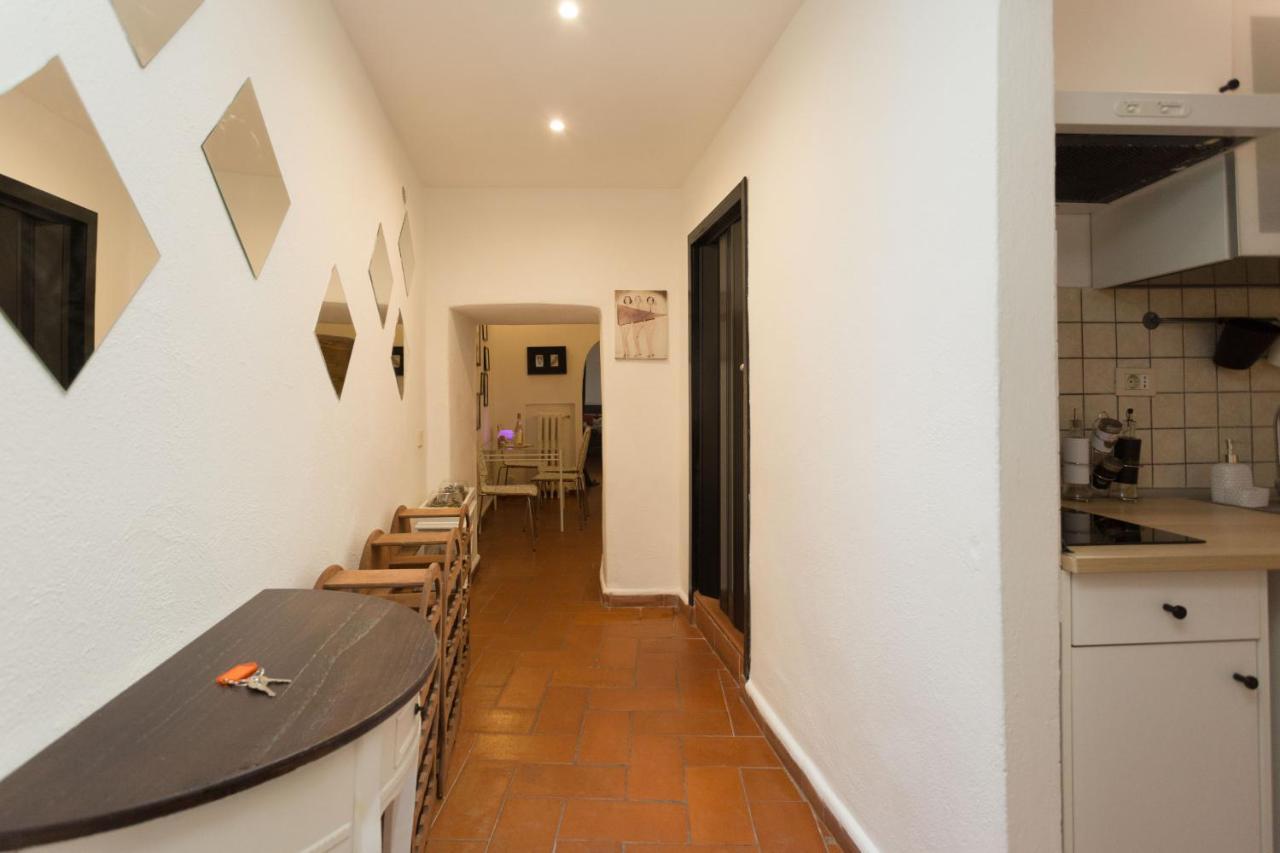 Roman Grotto Experience 5Pax Bagian luar foto