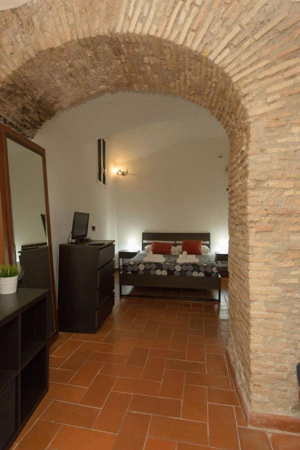 Roman Grotto Experience 5Pax Bagian luar foto
