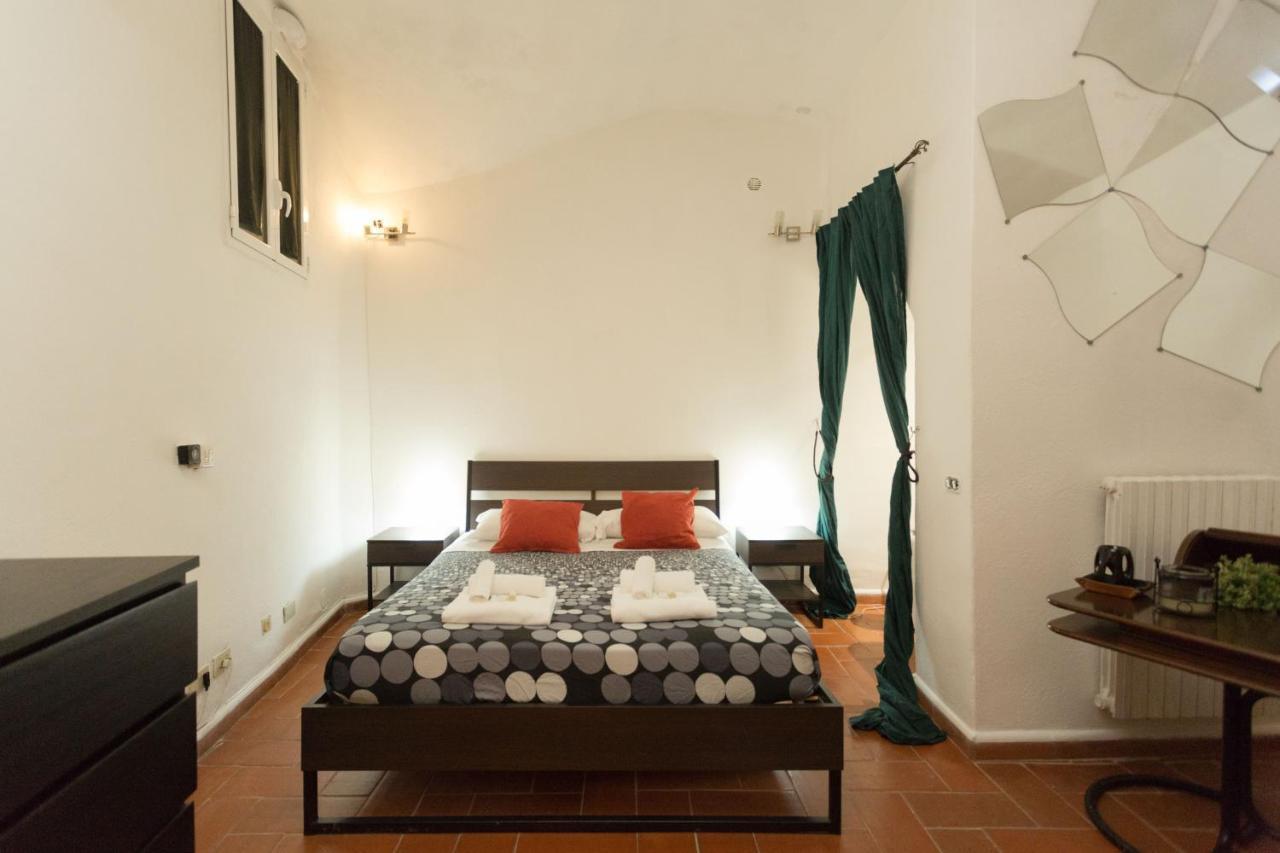 Roman Grotto Experience 5Pax Bagian luar foto