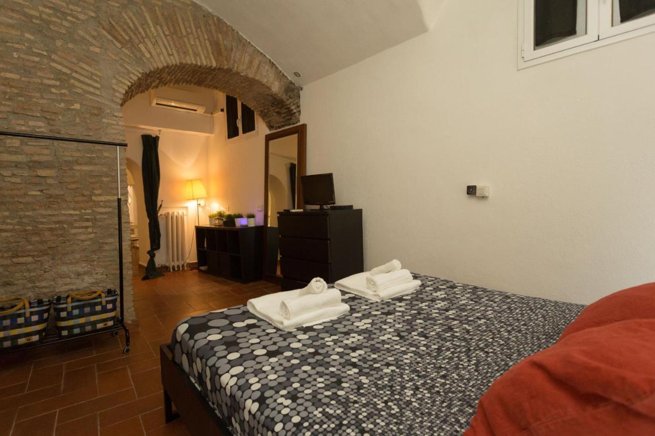 Roman Grotto Experience 5Pax Bagian luar foto