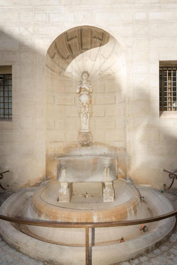 Roman Grotto Experience 5Pax Bagian luar foto